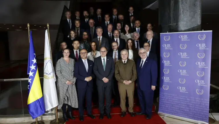 C 24a5e2f6521bf15249dfa67db58e926f