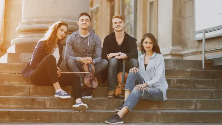 Mladi freepik