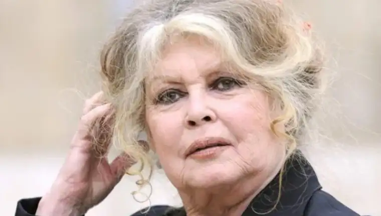 Brigitte Bardot12