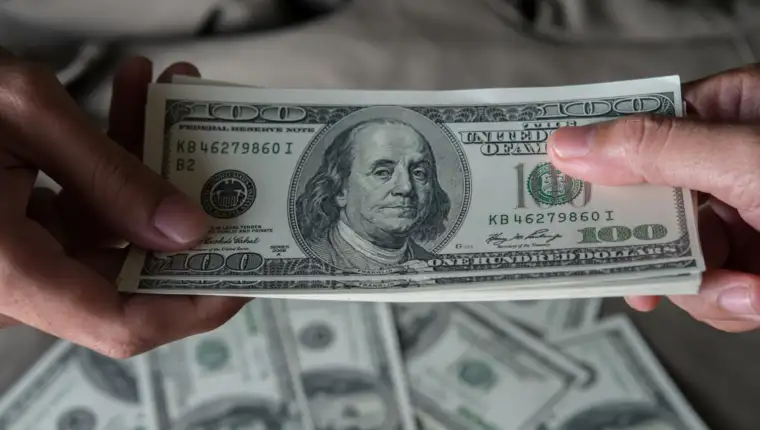 Dolar freepik