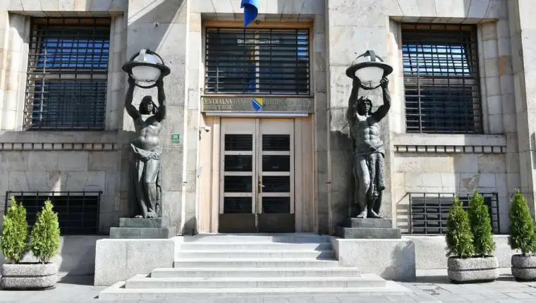 Centralna banka8