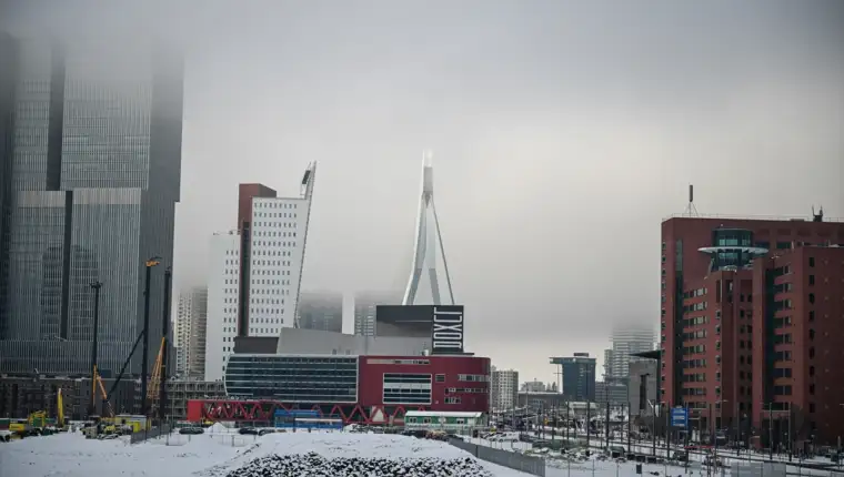 AA 20260105 40167835 40167820 ZIMSKA OLUJA PARALIZIRALA HOLANDIJU