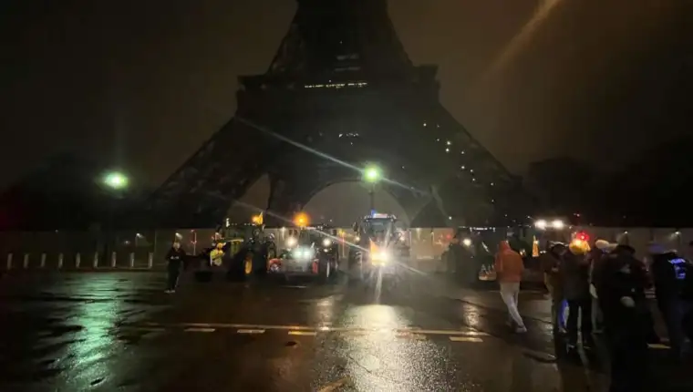 Pariz23
