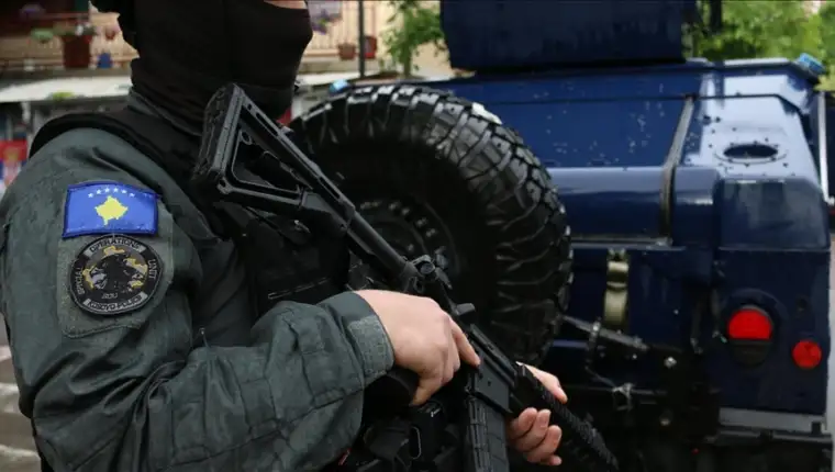 Kosovo policija34