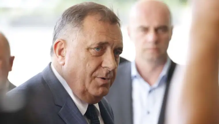 Dodik fena