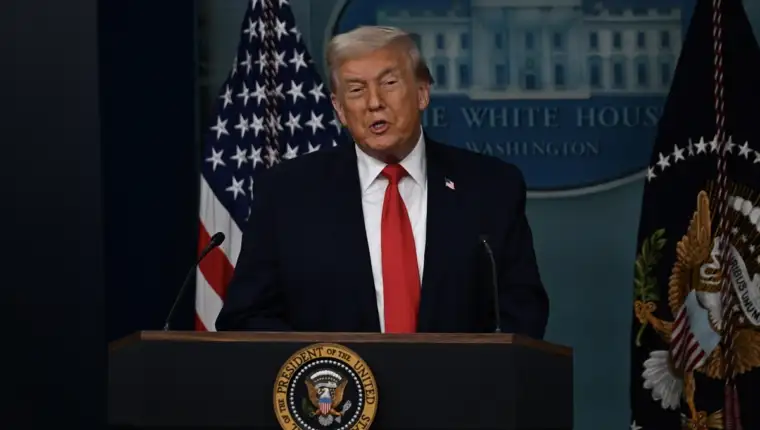 Donald trump aa
