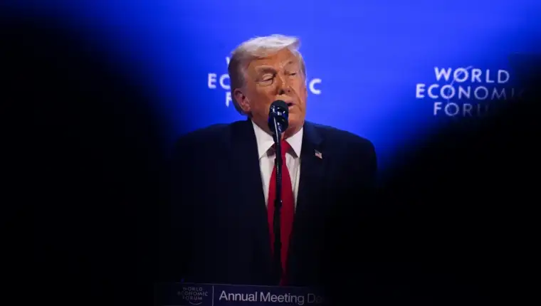 Donald trump davos aa 12