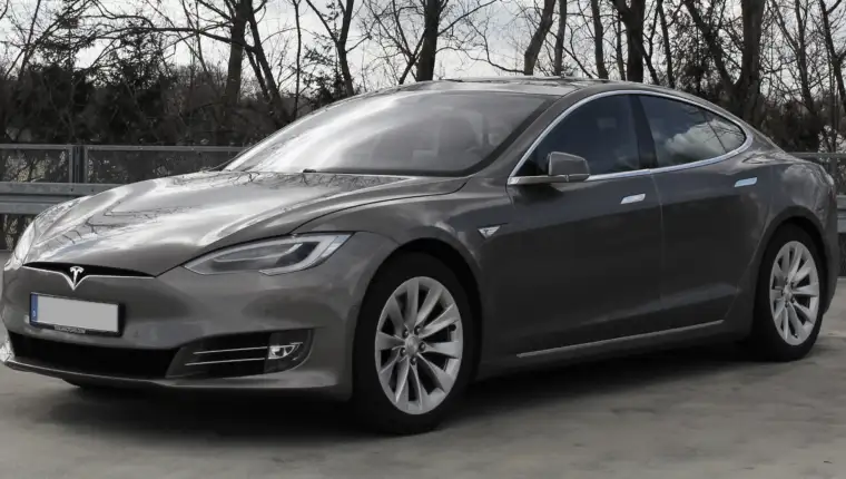 Tesla s