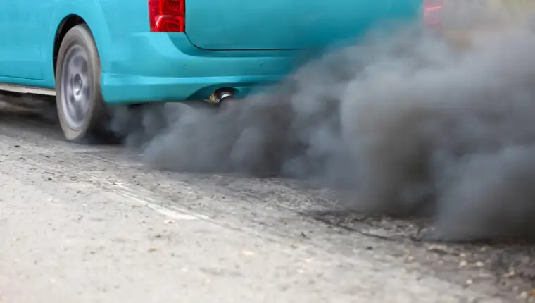 auto zagađenje freepik