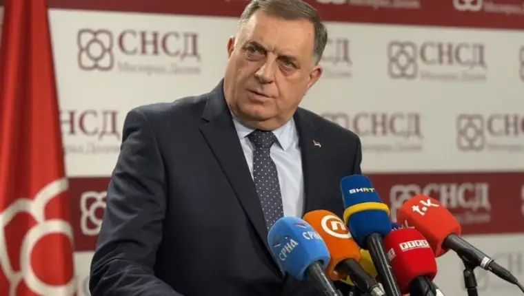 Dodik x