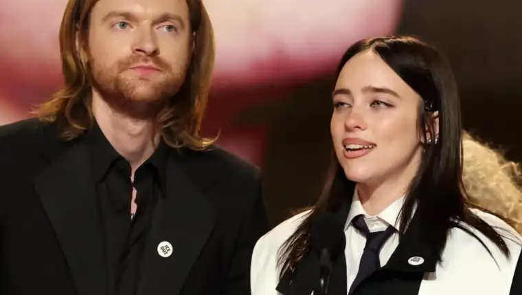 Thats it billieeilish takes SOTY for Wildflower 1