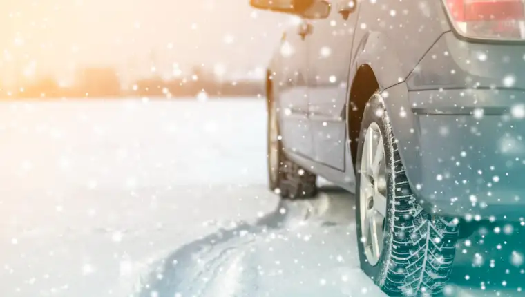 Auto zima freepik