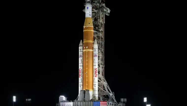 Artemis1