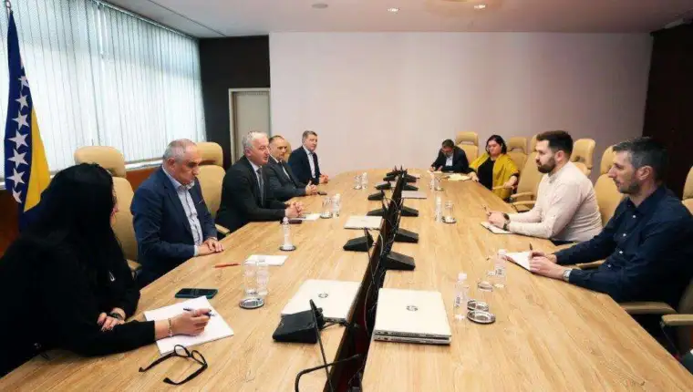 Komisija za borbu protiv korupcije fena