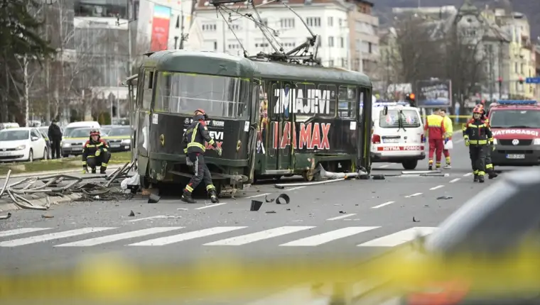 Tramvajska nesreca aa 12