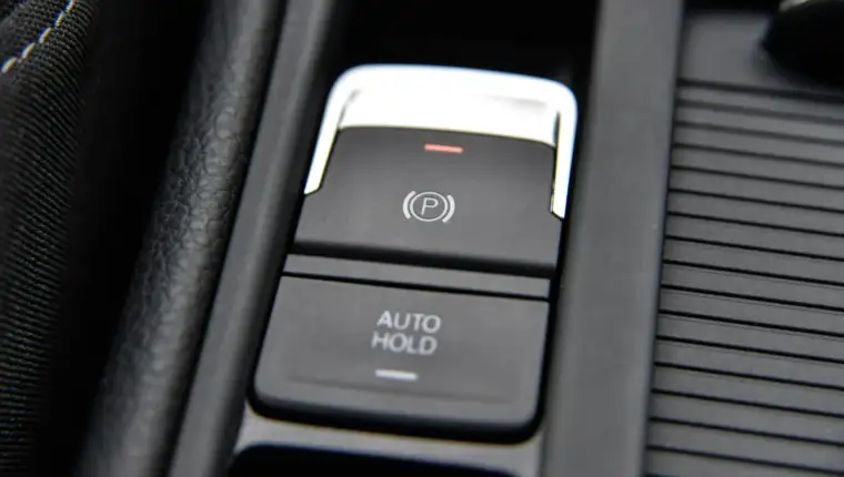 auto hold freepik