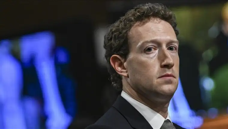 Zuckerberg aa