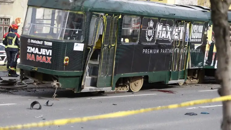 Tramvaj fena 3