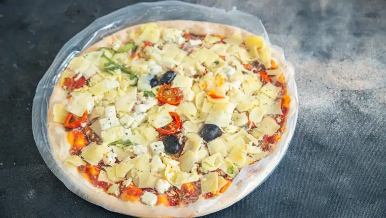 Zaledjena pizza freepik