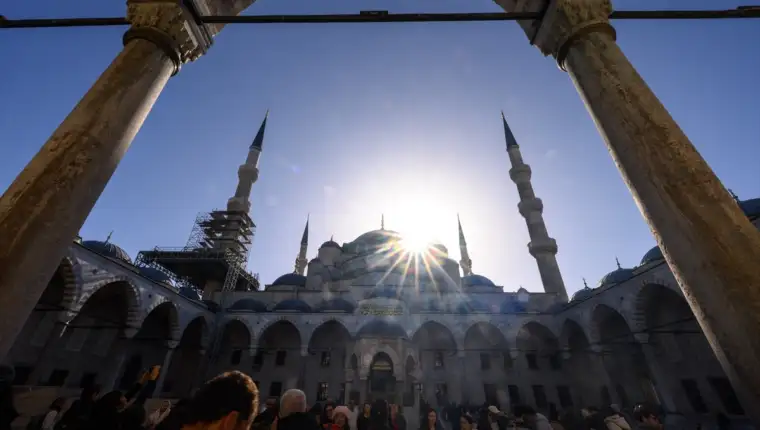 AA 20260219 40607262 40607260 SULTANAHMETOVA DZAMIJA PRVA OSMANSKA DZAMIJA SA SEST MINARETA
