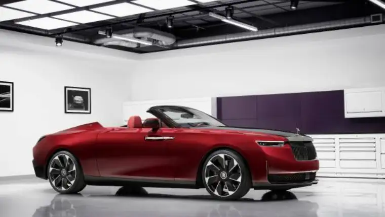 Rolls Royce La Rose Noire Droptail