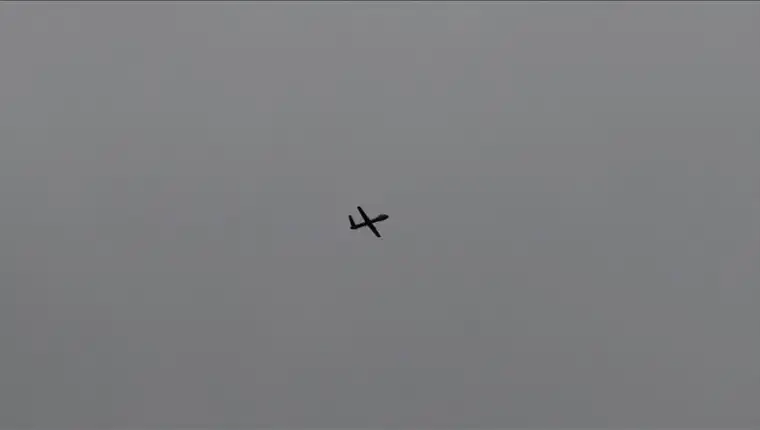 Dron aa