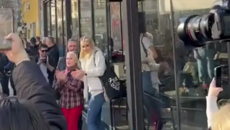 Protesti kafici1