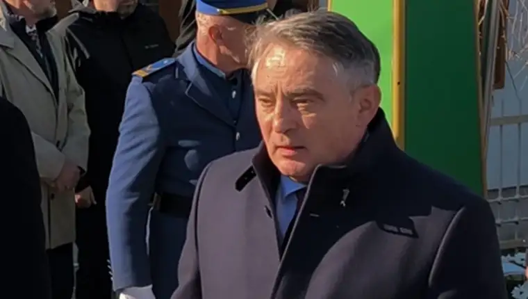 Komsic202