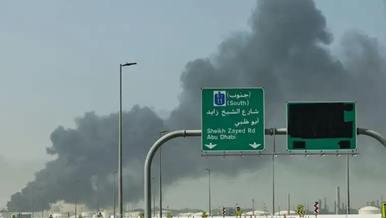 Dubai x