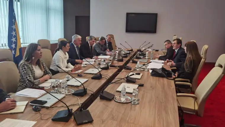 Komisija za borbu protiv korupcije fena