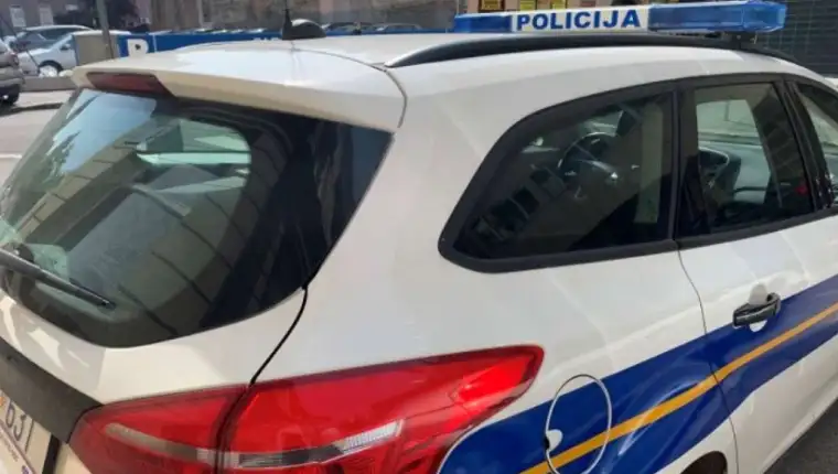 Policiaj hrv 45