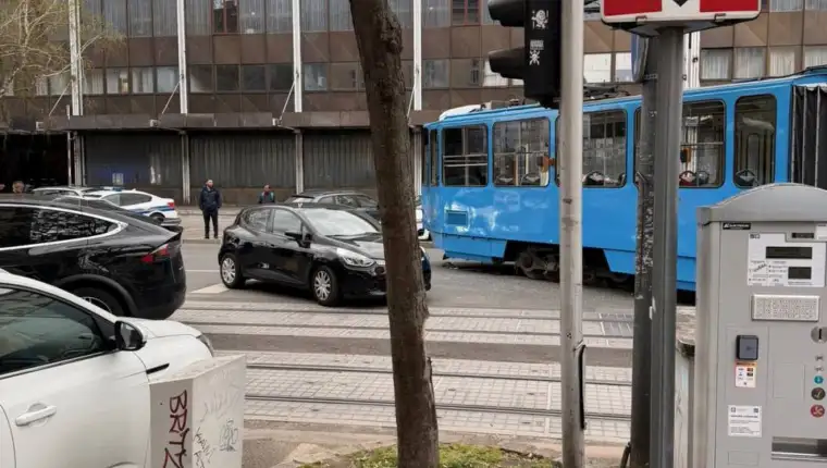 Tramvaj zg