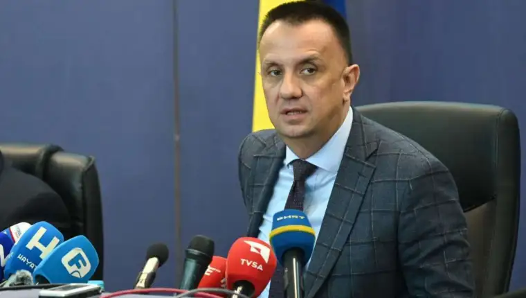Vedran lakic fena
