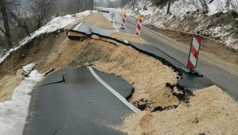 Odron zemlje tuzla bijeljina