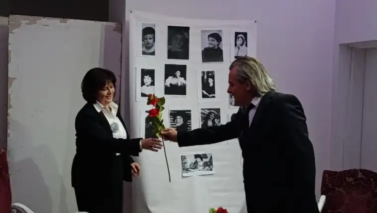 Drama mira stupica a