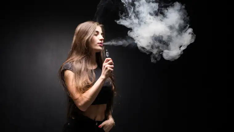 Elektricne cigarete freepik