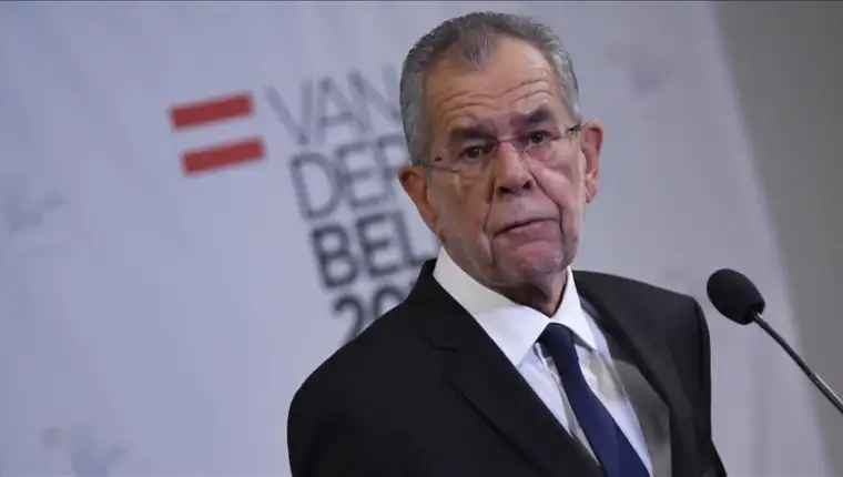 Van der bellen aa