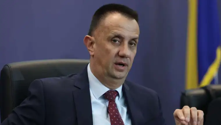 Vedran lakic fena