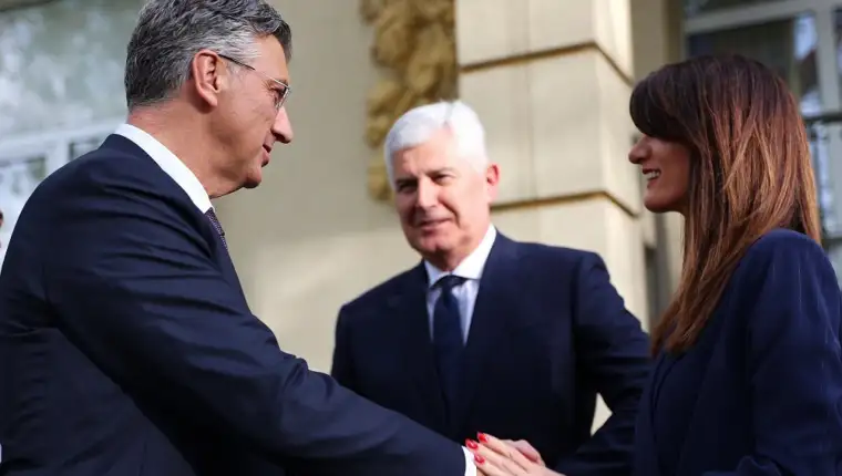 Plenkovic mostar fena 3