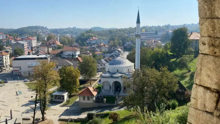 Dzamija husein kapetana gradascevica