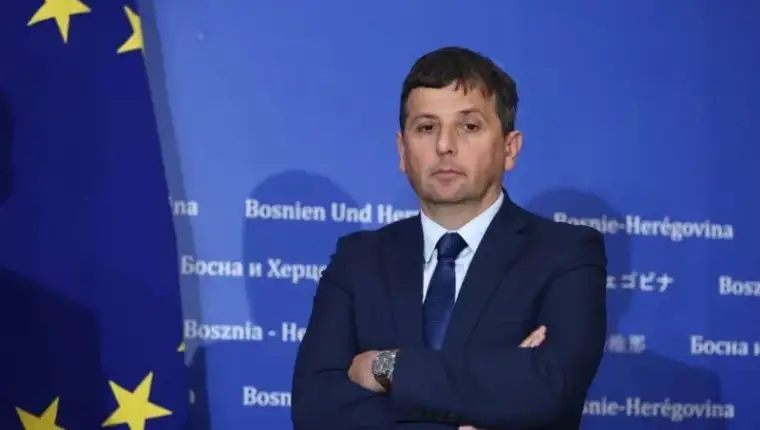 Vukan 33
