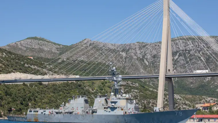 Brod dubrovnik