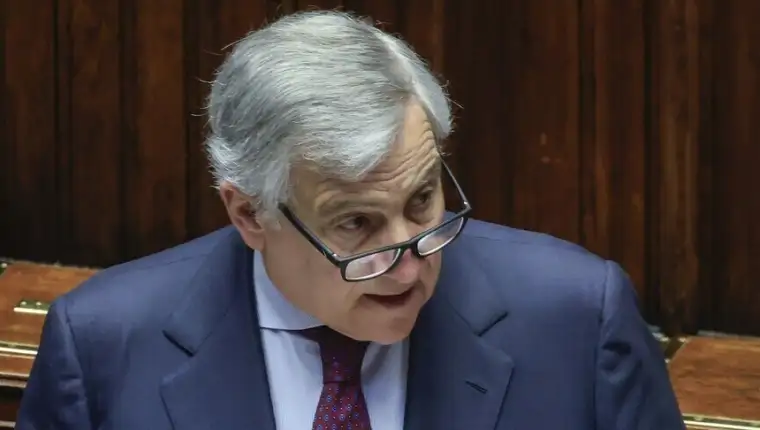 Tajani aa