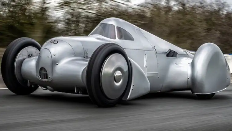 Audi Lucca 1