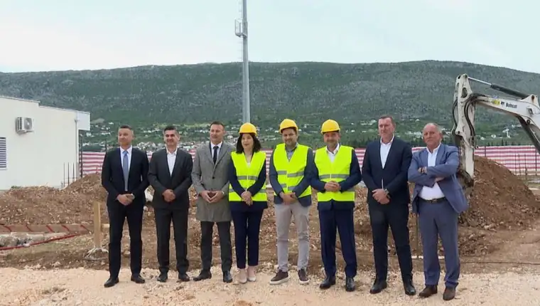 Aerodrom mostar fena