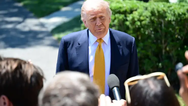 AA 20260512 41362412 41362403 AMERICKI PREDSJEDNIK DONALD TRUMP