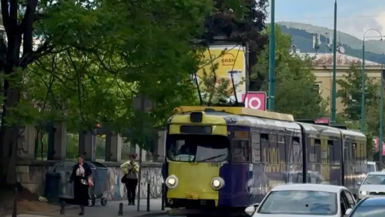 Stari tramvaji 100