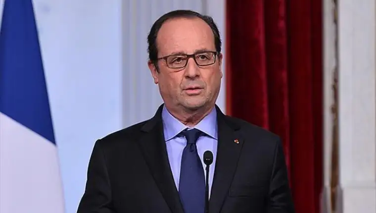 Francois Hollande aa
