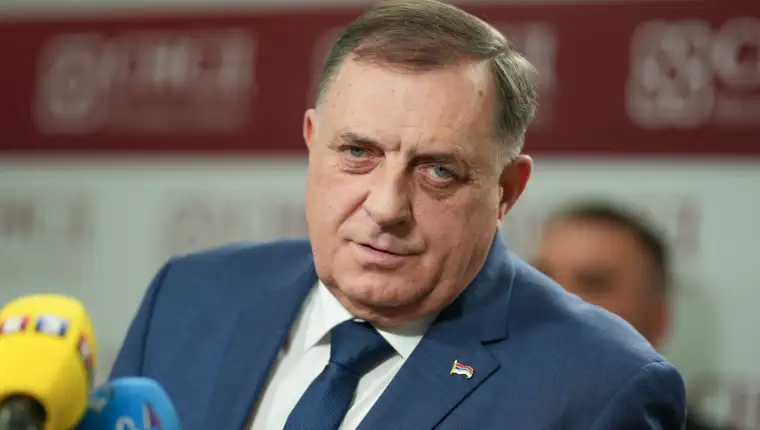 PXL 310326 149346928