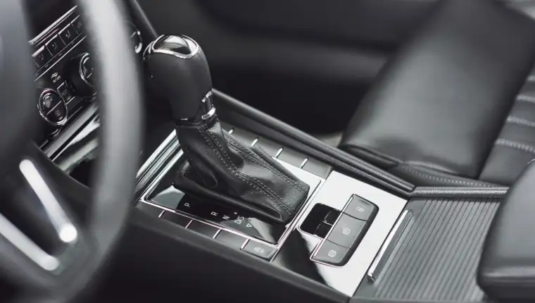 Automatski mjenjac freepik